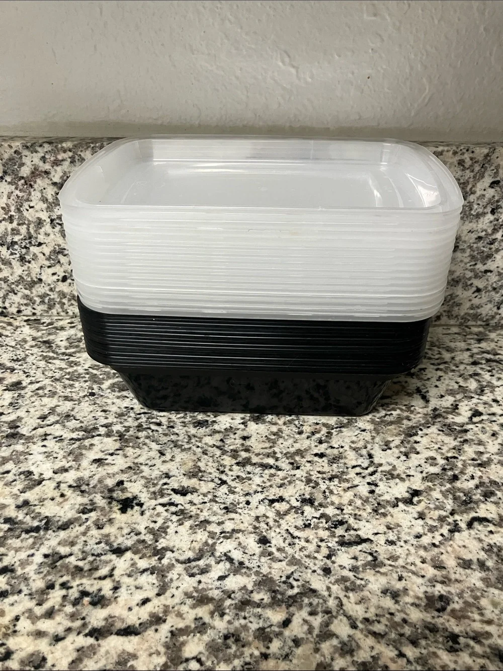 15 Gently Used Take Out Containers and 15 Gently Used Lids